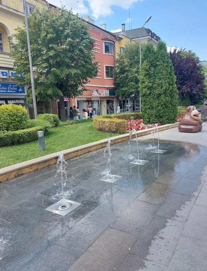 Hotel Kredo Sliven Exterior foto