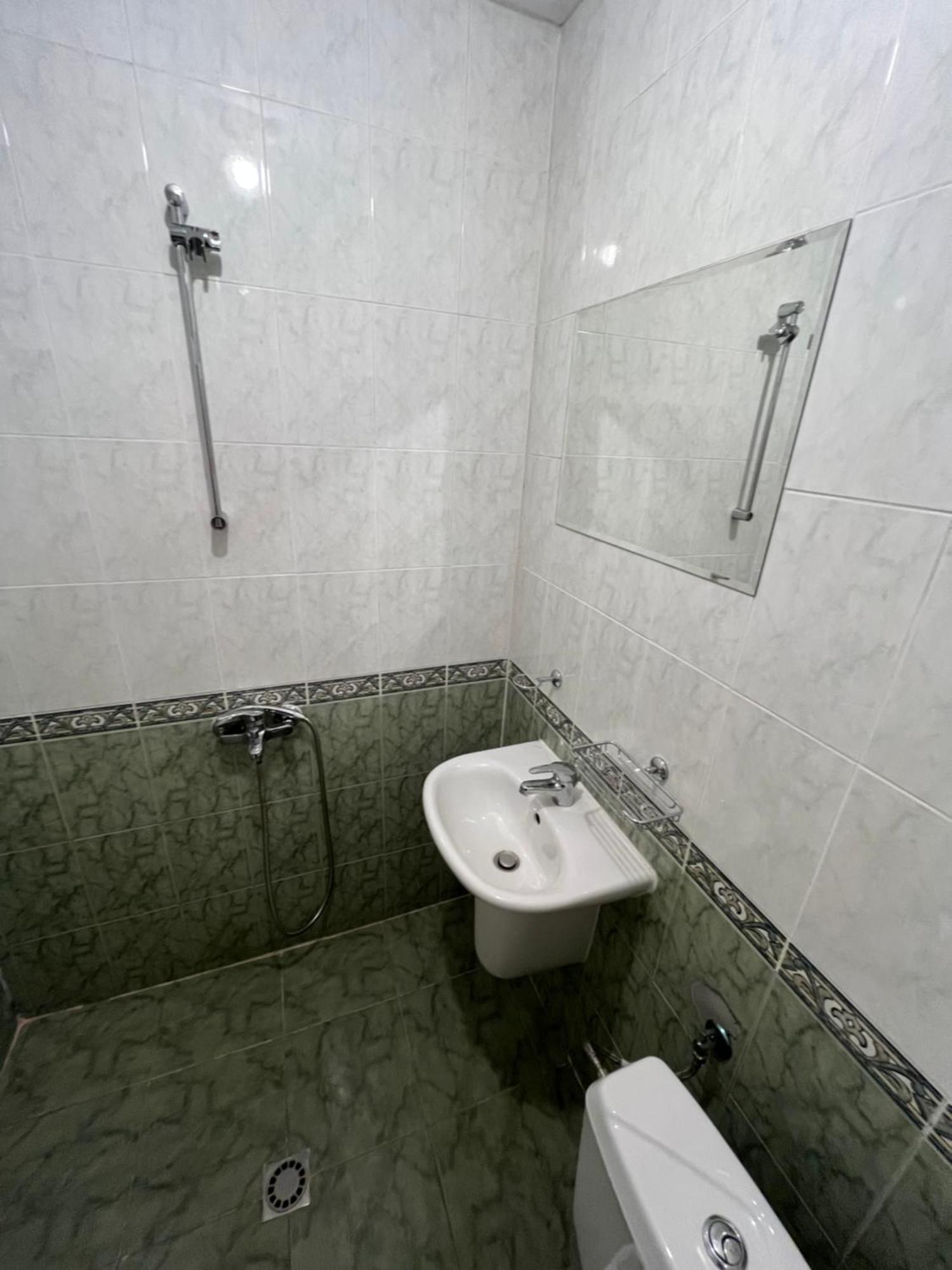 Hotel Kredo Sliven Exterior foto
